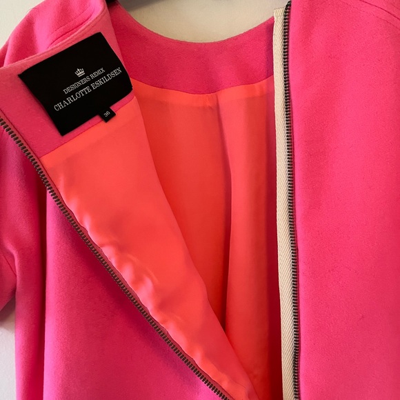 Designers remix wool fuchsia top with zip detail on the back - Picture 4 of 4